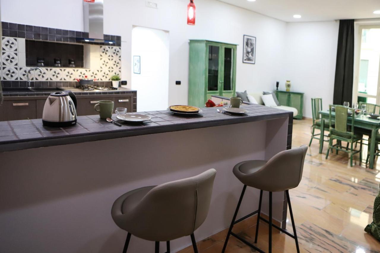Modern Apartment At Piazza Del Gesu' By Wonderful Italy Neapel Exteriör bild