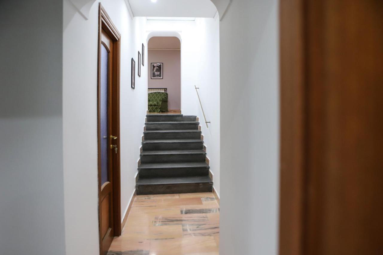 Modern Apartment At Piazza Del Gesu' By Wonderful Italy Neapel Exteriör bild