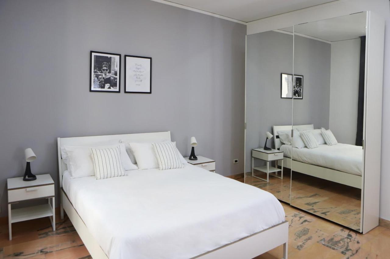 Modern Apartment At Piazza Del Gesu' By Wonderful Italy Neapel Exteriör bild