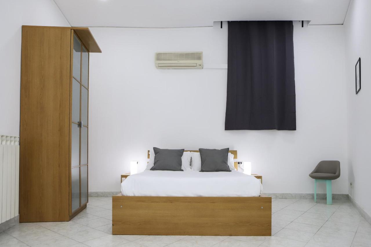 Modern Apartment At Piazza Del Gesu' By Wonderful Italy Neapel Exteriör bild